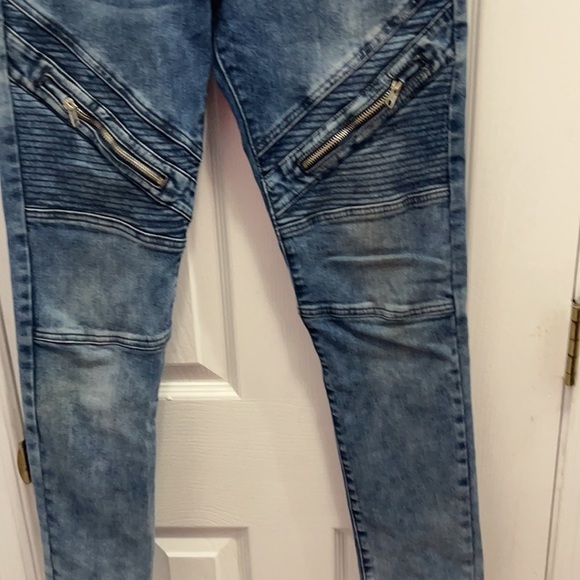 Guess Boys Jeans Size 31 - Picture 5 of 9